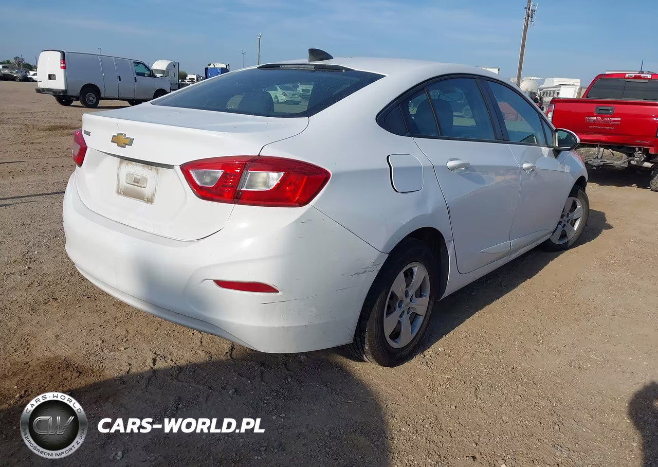 2018 Chevrolet Cruze Ls Auto VIN:1G1BC5SMXJ7239439 - 4