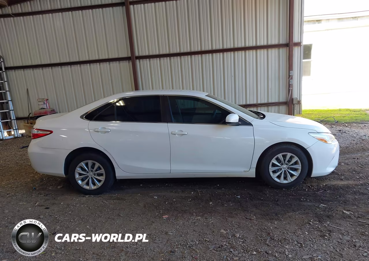 2016 Toyota Camry Le VIN:4T1BF1FK6GU254414 - 13