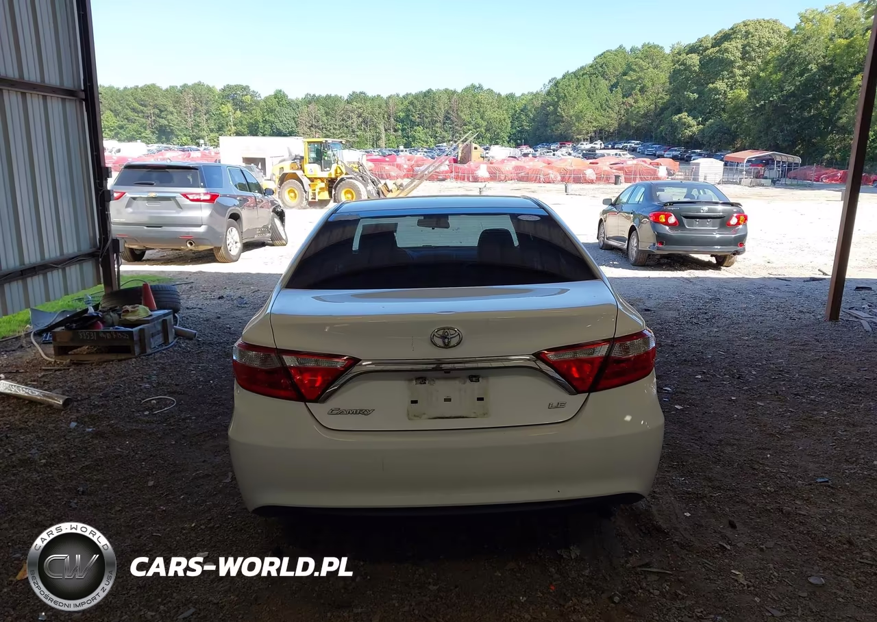 2016 Toyota Camry Le VIN:4T1BF1FK6GU254414 - 16