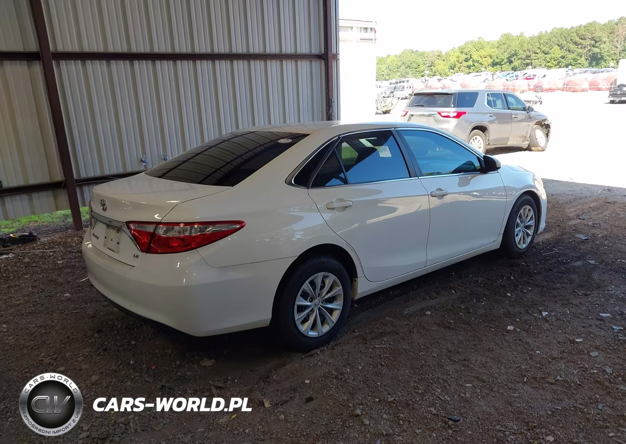 2016 Toyota Camry Le VIN:4T1BF1FK6GU254414 - 4