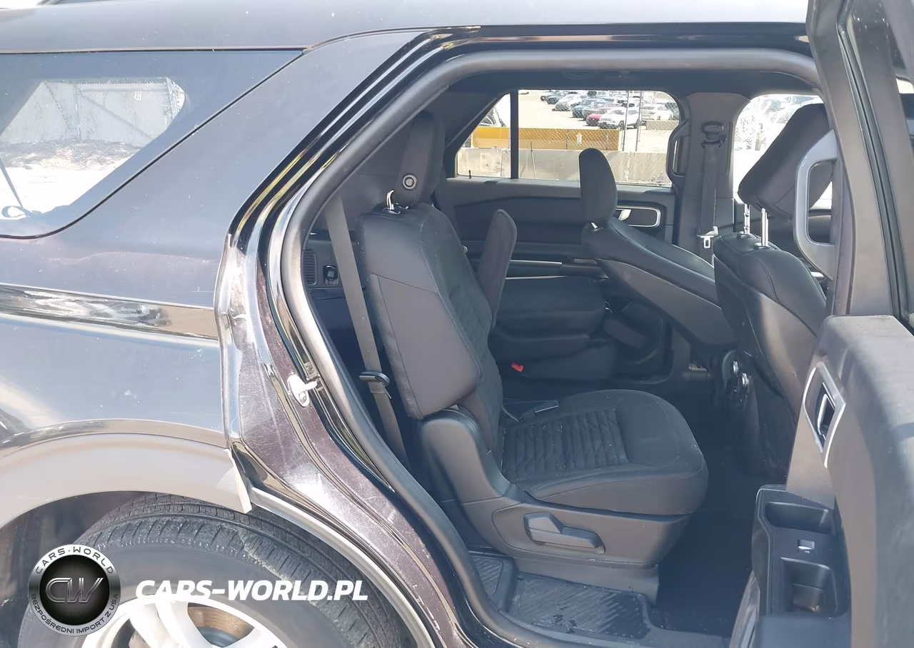 2020 Ford Explorer Xlt VIN:1FMSK8DH4LGC06138 - 8