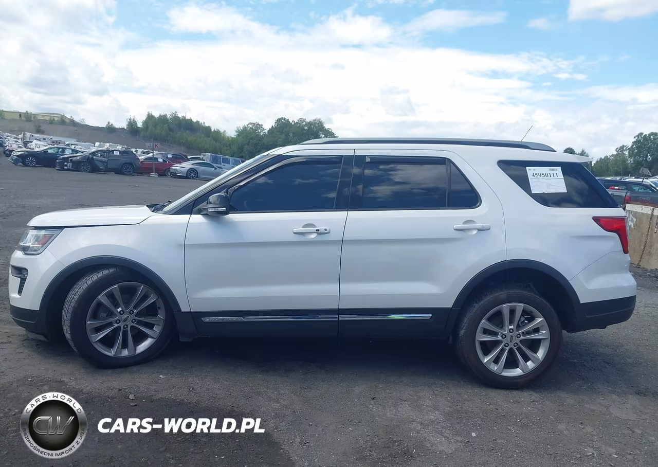2018 Ford Explorer Xlt VIN:1FM5K8D82JGB83792 - 14
