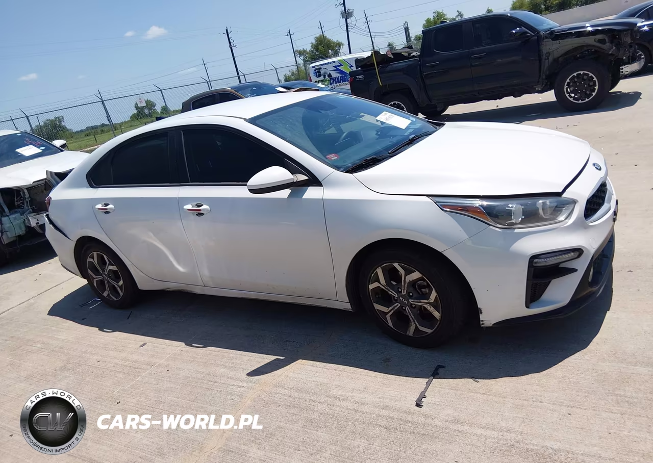 2020 Kia Forte Lxs VIN:3KPF24AD6LE236855 - 13