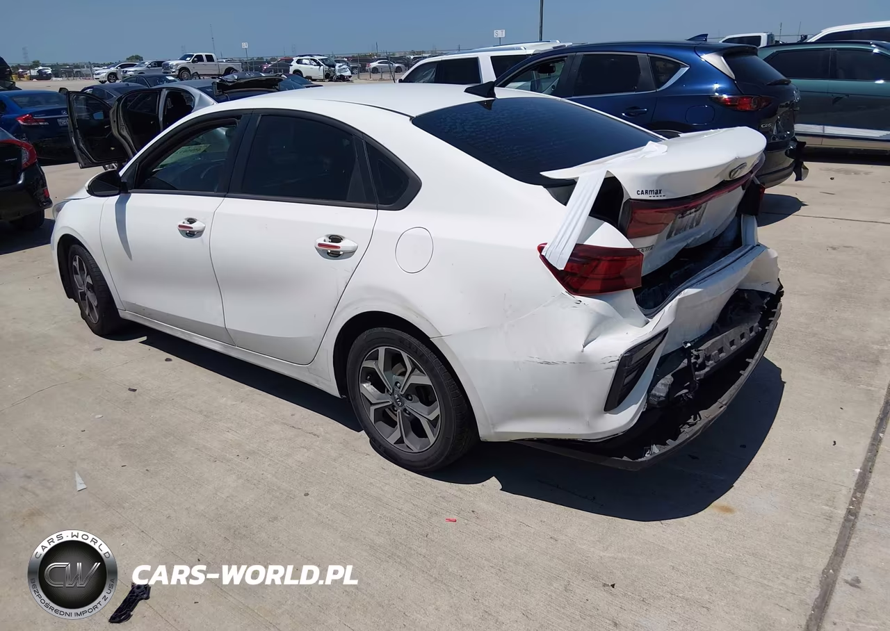 2020 Kia Forte Lxs VIN:3KPF24AD6LE236855 - 3