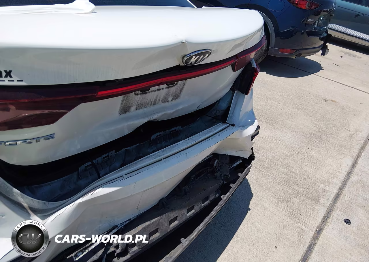 2020 Kia Forte Lxs VIN:3KPF24AD6LE236855 - 6