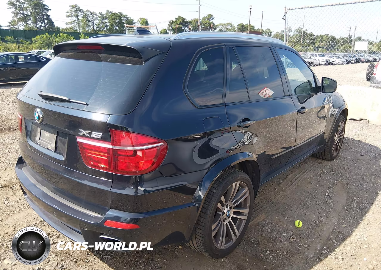 2013 BMW X5 xDrive50I VIN:5UXZV8C53DL426699 - 4