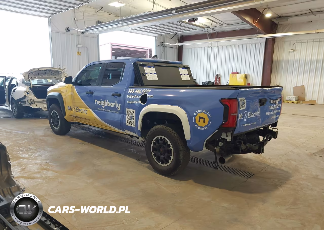 2026 Toyota Tacoma Trd Off Road VIN:3TMLB5JN8TM226044 - 3