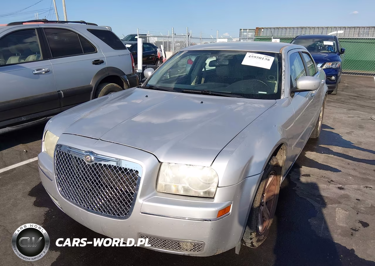2007 Chrysler 300 Touring VIN:2C3KA53G67H679424 - 6
