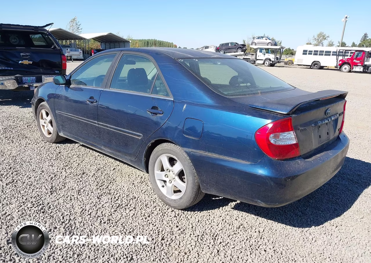 2002 Toyota Camry Se V6 VIN:JTDBF30K120021596 - 3