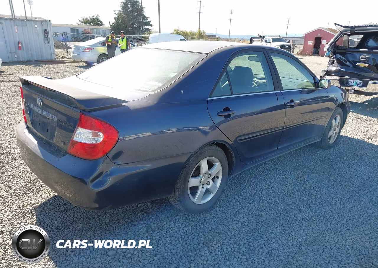 2002 Toyota Camry Se V6 VIN:JTDBF30K120021596 - 4