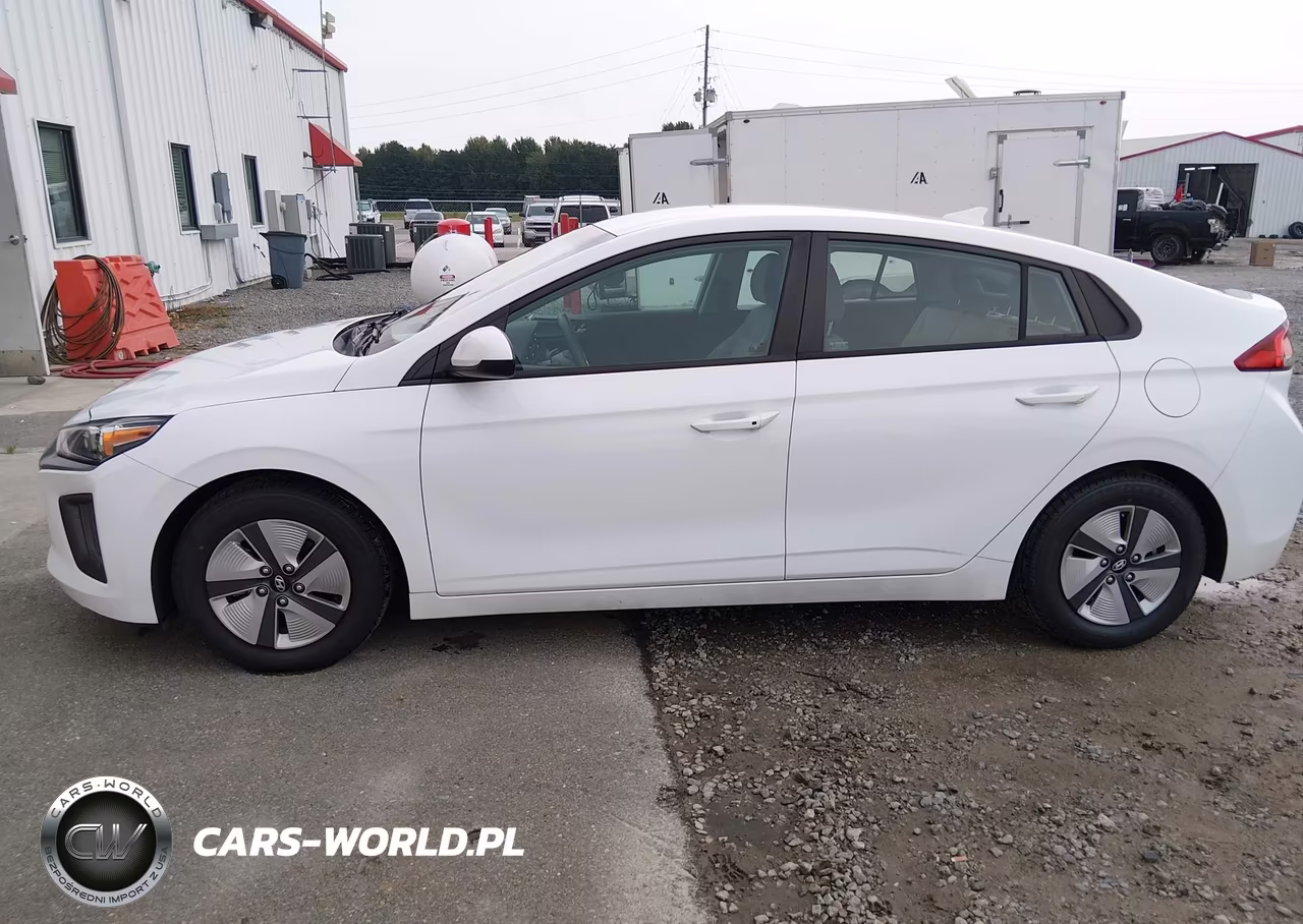 2021 Hyundai Ioniq Hybrid Blue VIN:KMHC65LC5MU246924 - 14