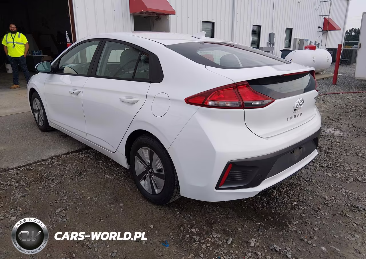 2021 Hyundai Ioniq Hybrid Blue VIN:KMHC65LC5MU246924 - 3