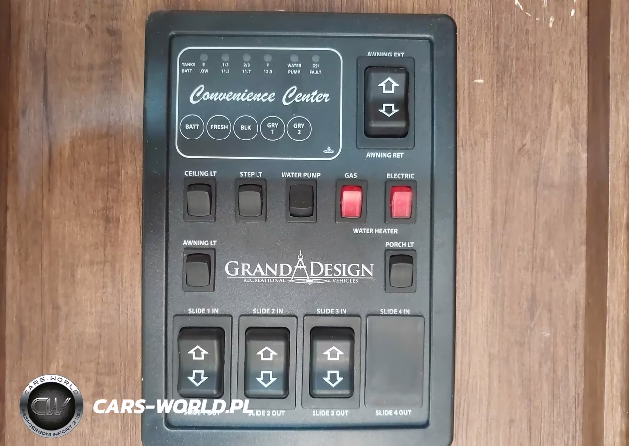 2018 Grand Design Reflection VIN:573FR3321J3318510 - 14
