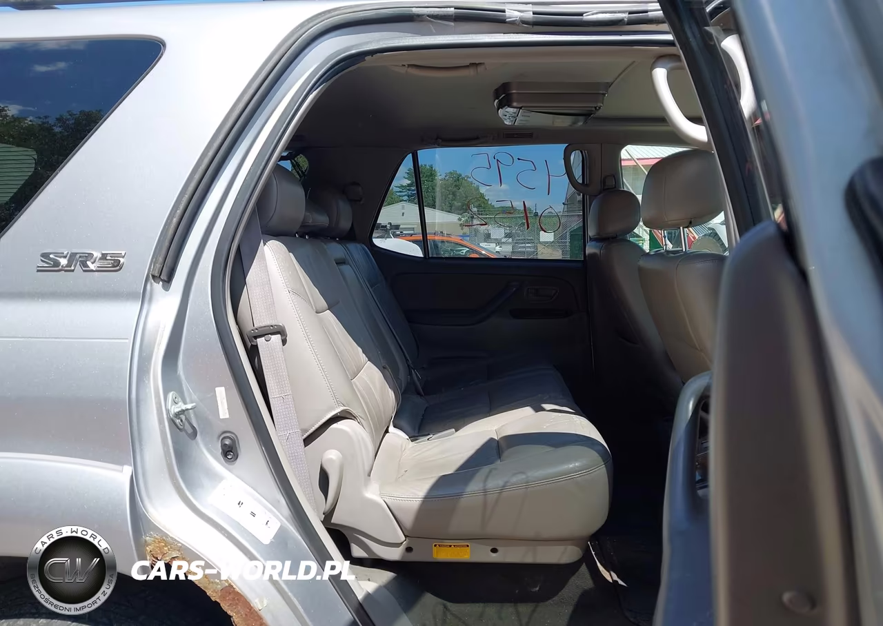 2002 Toyota Sequoia Sr5 V8 VIN:5TDBT44A52S076730 - 8