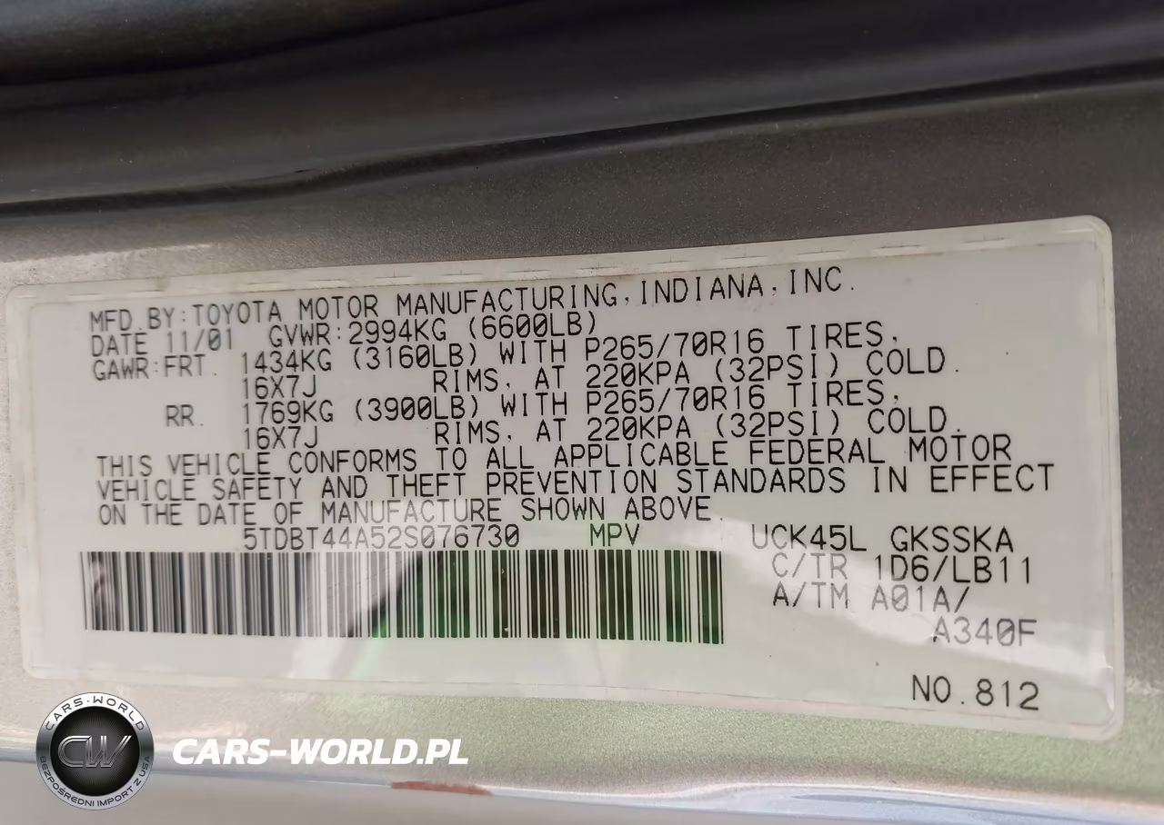 2002 Toyota Sequoia Sr5 V8 VIN:5TDBT44A52S076730 - 9