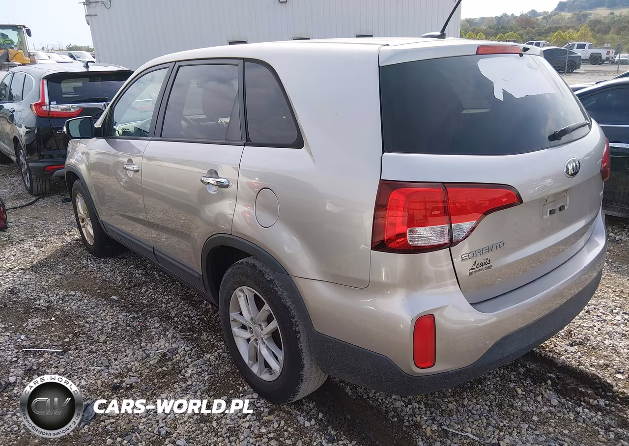 2015 Kia Sorento Lx VIN:5XYKT3A6XFG631720 - 3