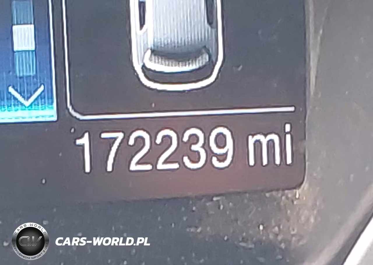 2016 Ford Escape Titanium VIN:1FMCU9J9XGUA41933 - 15