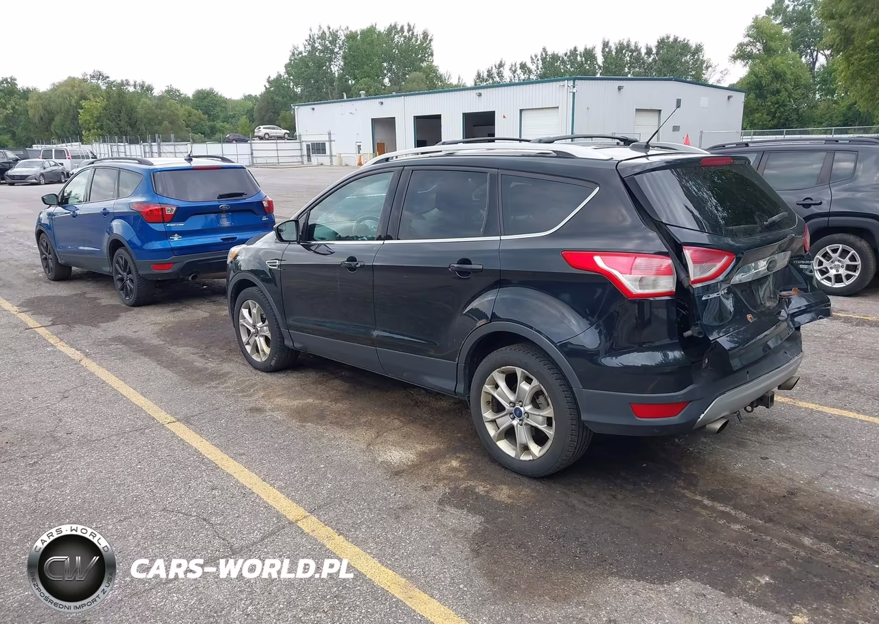 2016 Ford Escape Titanium VIN:1FMCU9J9XGUA41933 - 3