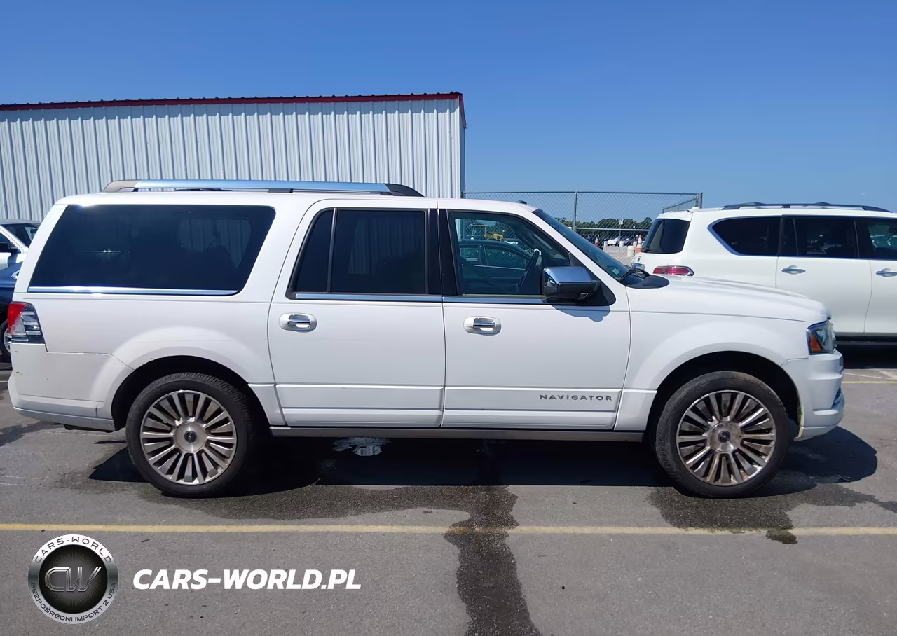 2015 Lincoln Navigator L VIN:5LMJJ3HT4FEJ05792 - 12