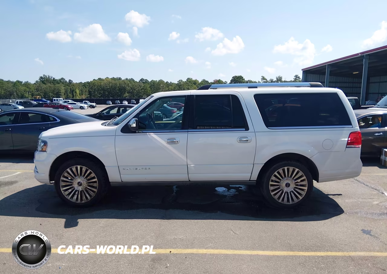 2015 Lincoln Navigator L VIN:5LMJJ3HT4FEJ05792 - 13