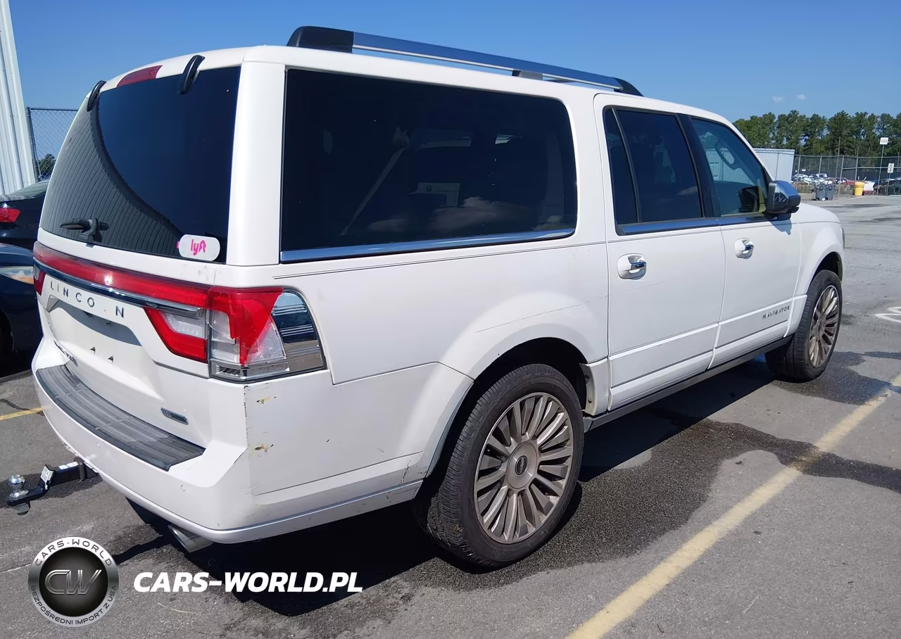 2015 Lincoln Navigator L VIN:5LMJJ3HT4FEJ05792 - 4
