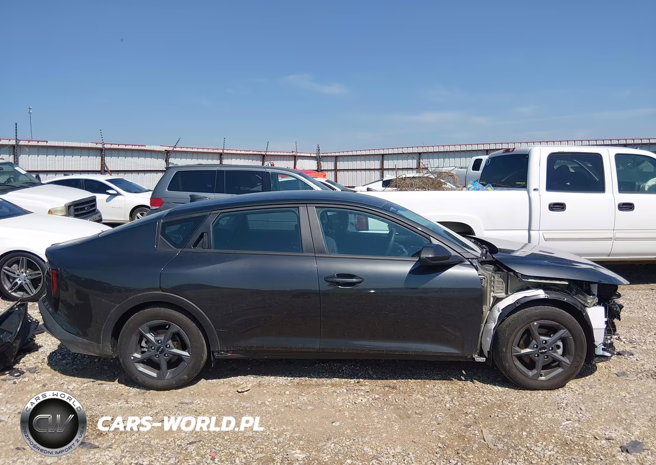 2026 Kia K4 Lxs VIN:3KPFT4DE2TE280191 - 14