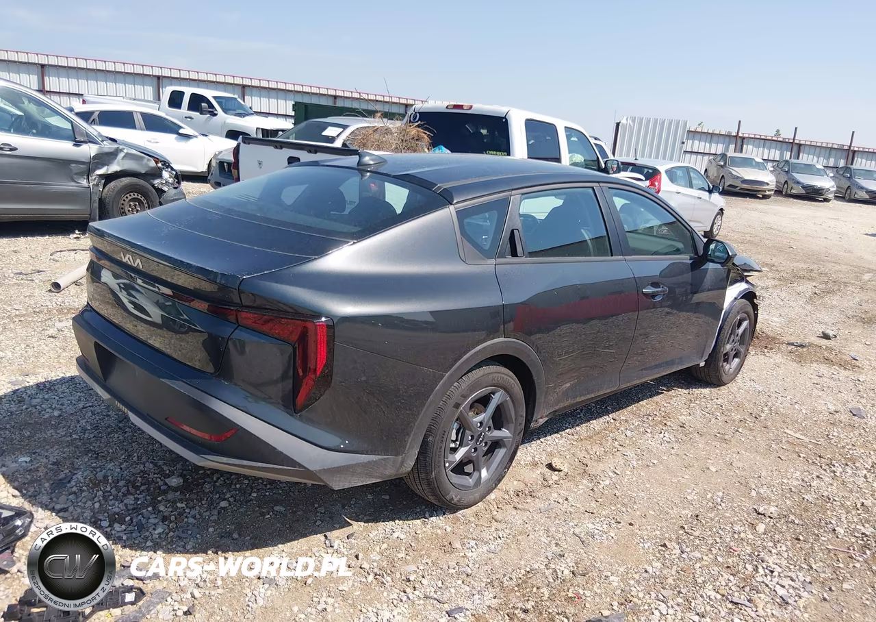 2026 Kia K4 Lxs VIN:3KPFT4DE2TE280191 - 4
