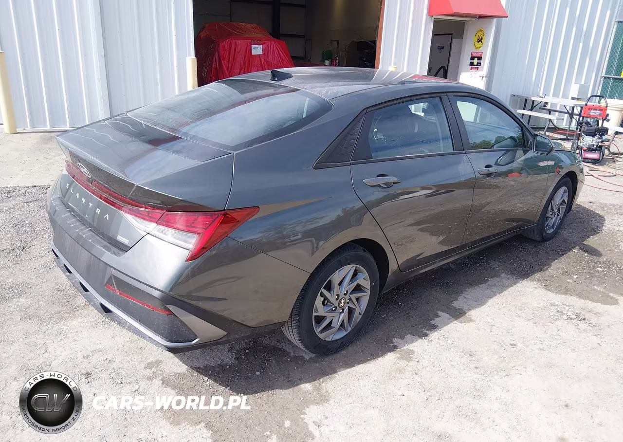 2025 Hyundai Elantra Hybrid Blue VIN:KMHLM4DJ1SU172962 - 4