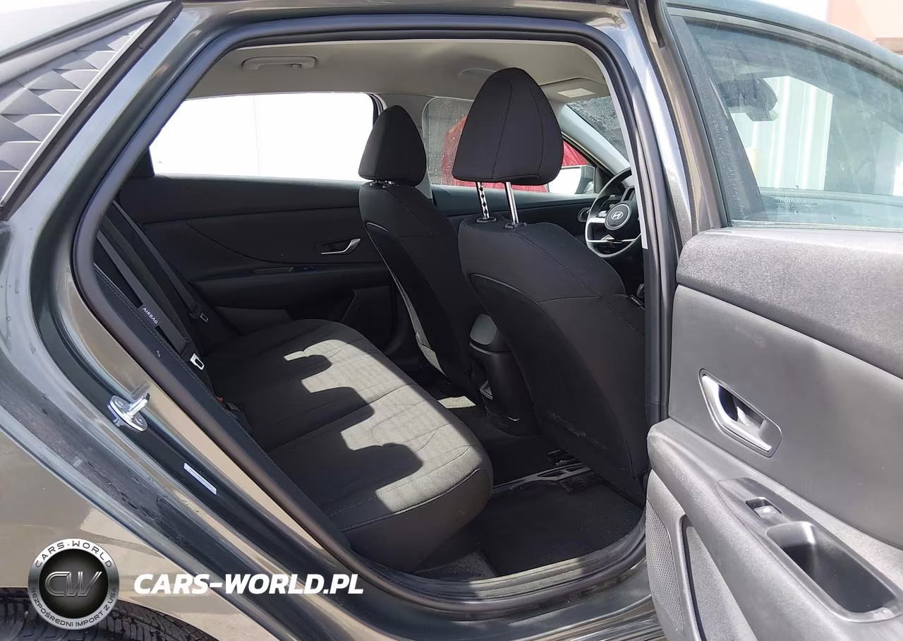 2025 Hyundai Elantra Hybrid Blue VIN:KMHLM4DJ1SU172962 - 8