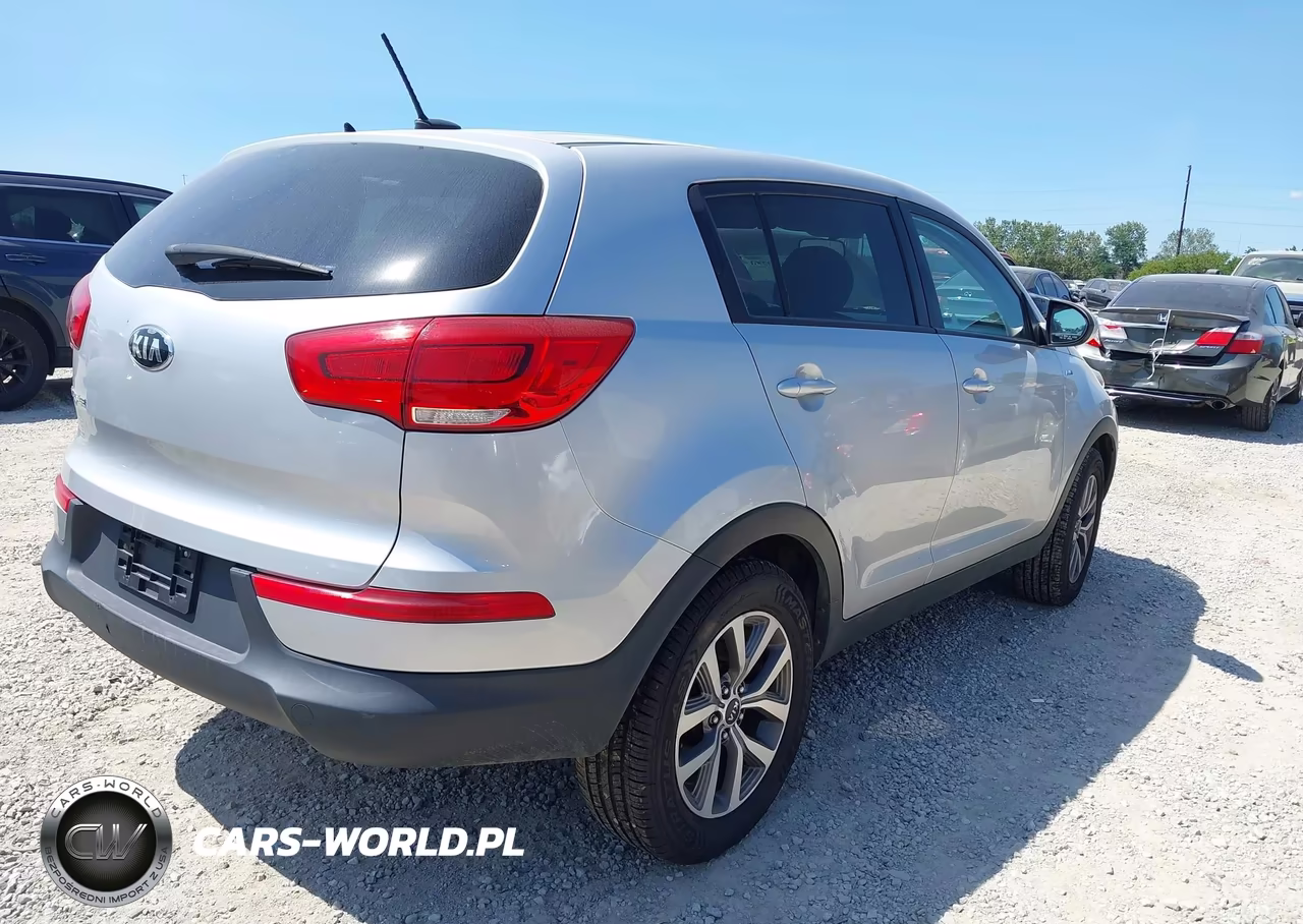 2014 Kia Sportage Lx VIN:KNDPBCAC0E7640789 - 4