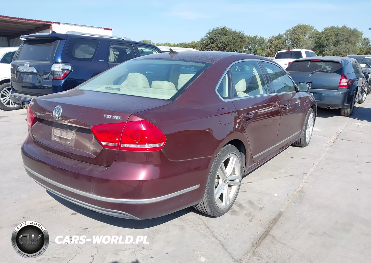 2014 Volkswagen Passat 1.8T Sel Premium VIN:1VWCS7A30EC080847 - 4