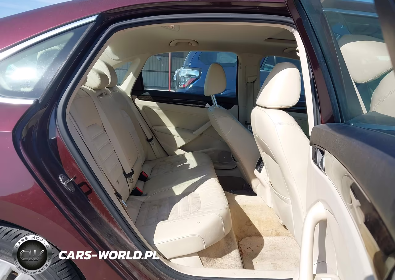 2014 Volkswagen Passat 1.8T Sel Premium VIN:1VWCS7A30EC080847 - 8