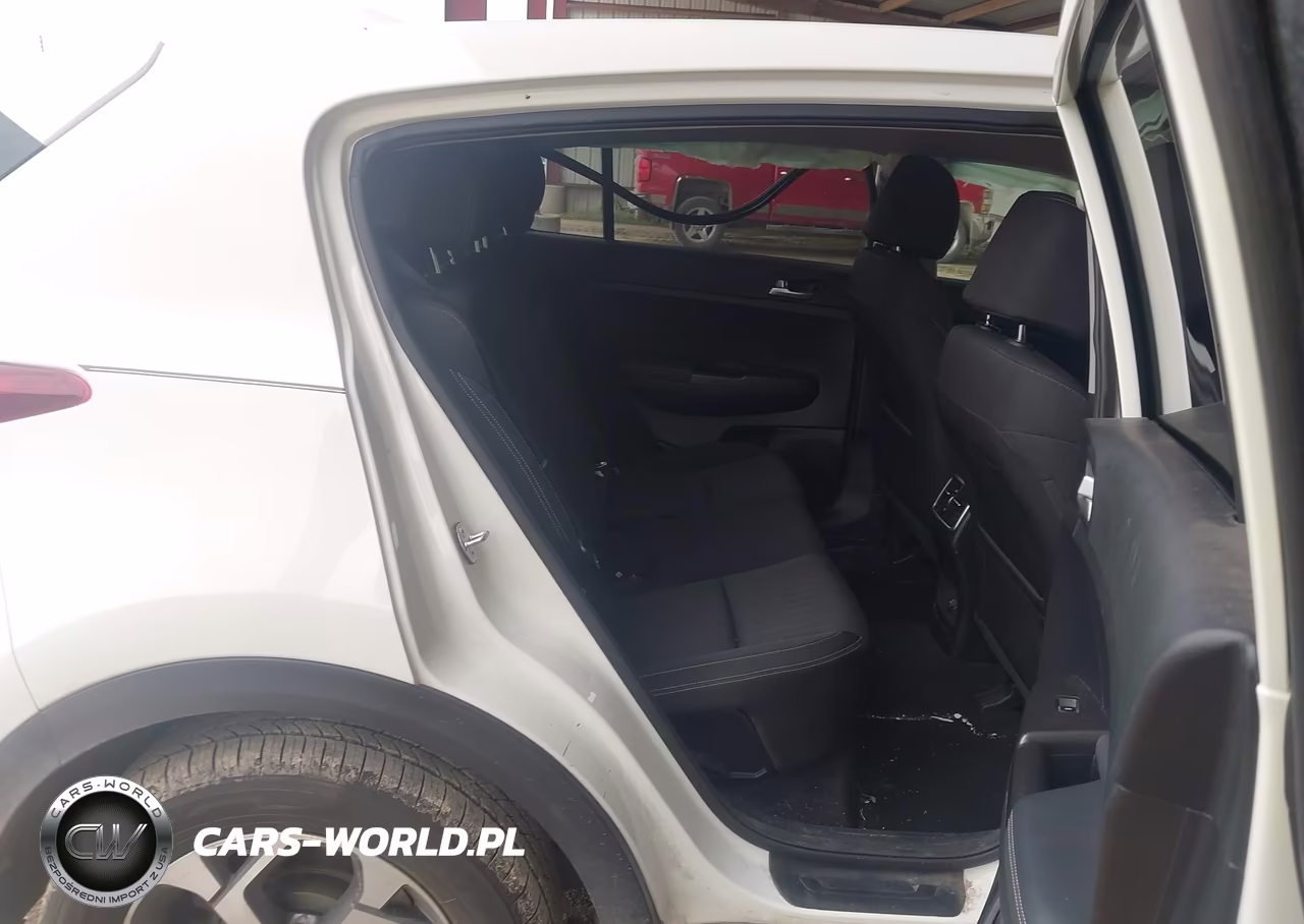 2020 Kia Sportage Lx VIN:KNDPMCAC1L7781958 - 8