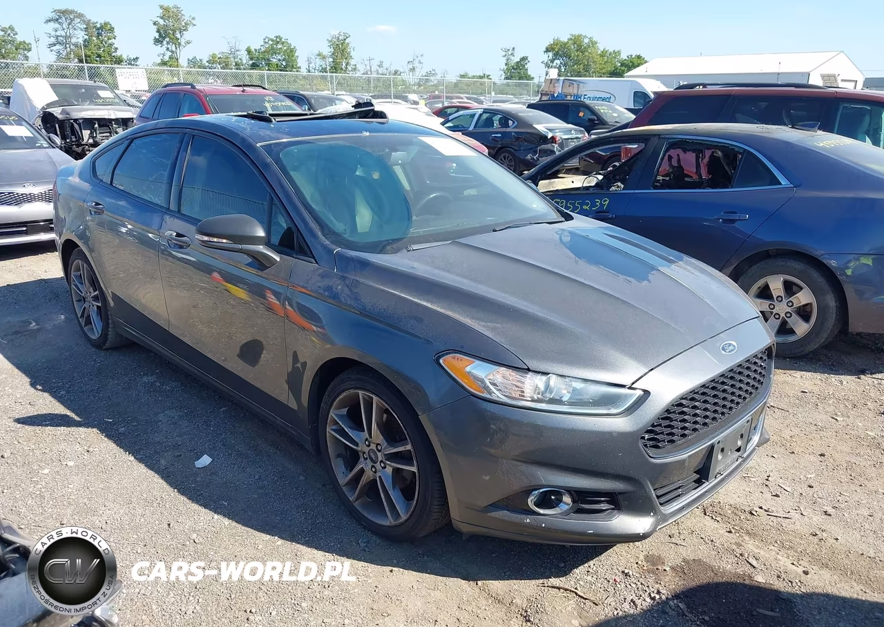 2016 Ford Fusion Titanium – zdjęcie 1 z 17
