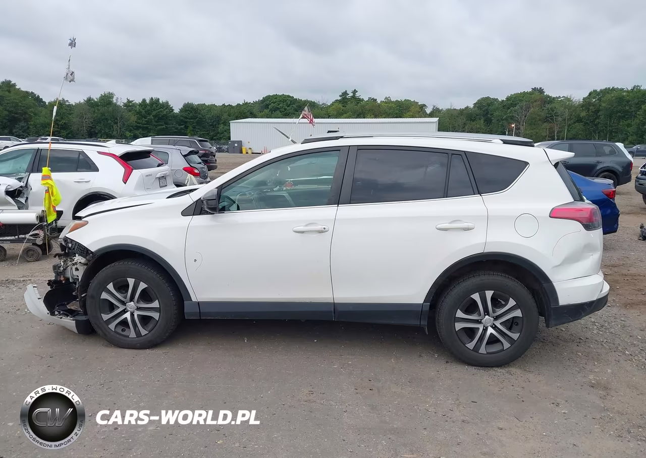 2017 Toyota Rav4 Le VIN:JTMBFREV6HJ113635 - 15