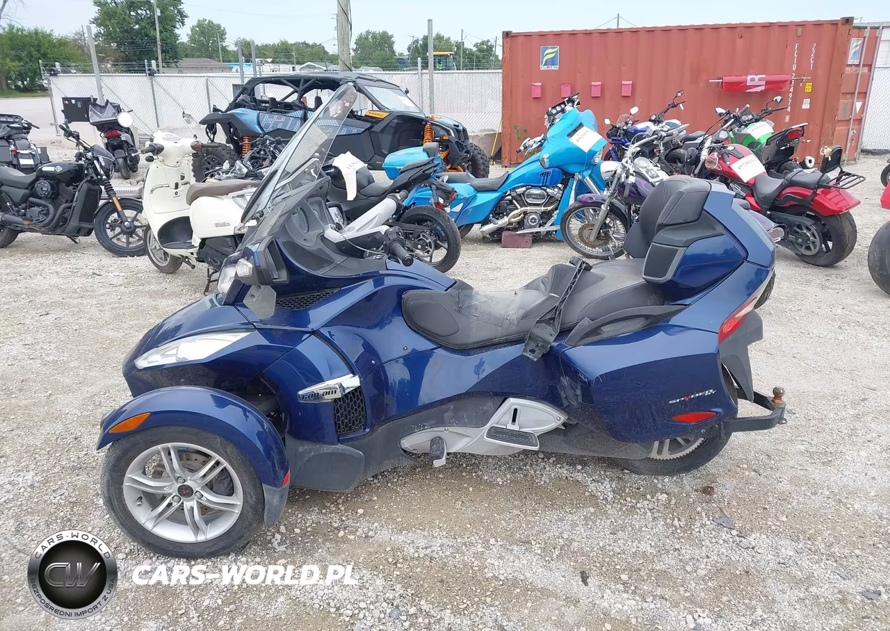 2010 Can-Am Spyder Roadster Rt VIN:2BXJBKC13AV001141 - 14