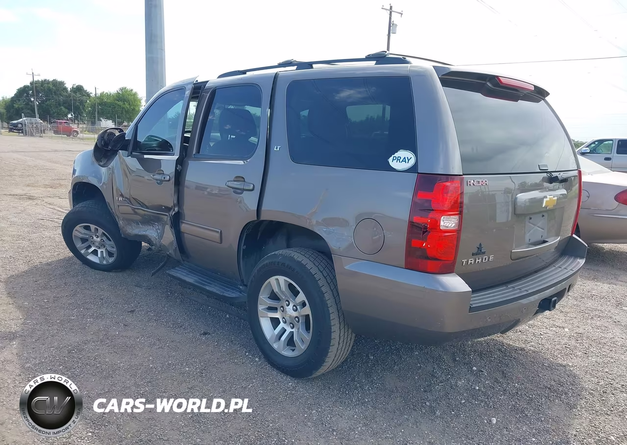 2013 Chevrolet Tahoe Lt VIN:1GNSCBE01DR303978 - 3