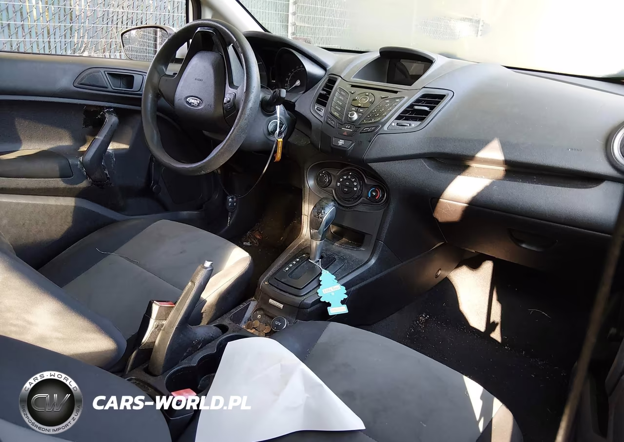 2016 Ford Fiesta S VIN:3FADP4AJXGM123183 - 5