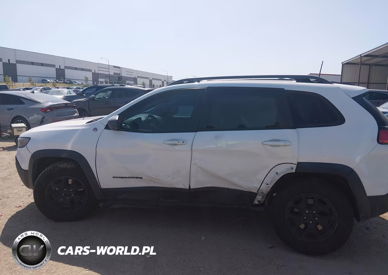 2019 Jeep Cherokee Trailhawk Elite 4X4 VIN:1C4PJMBX0KD329712 - 13