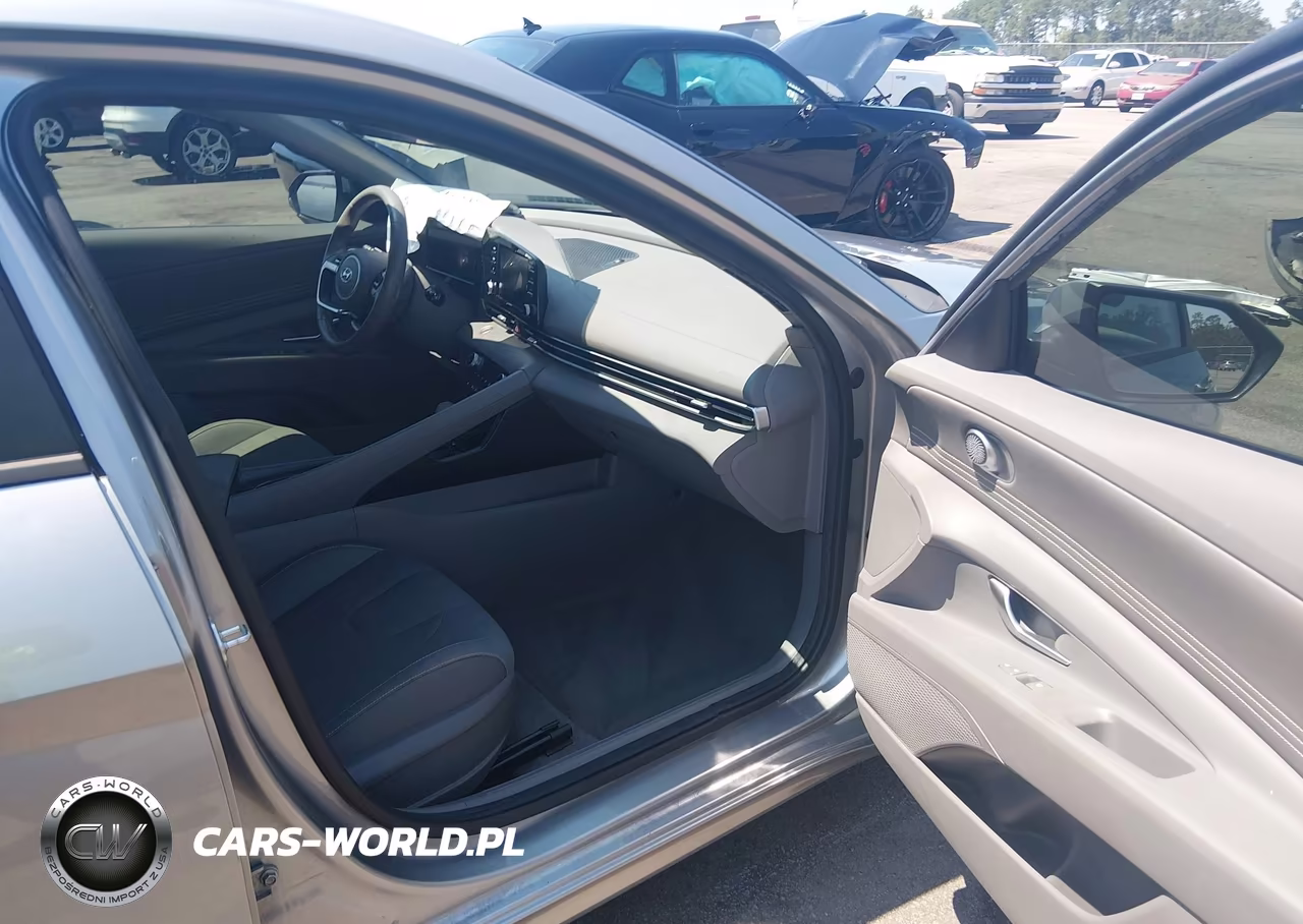 2022 Hyundai Elantra Sel VIN:5NPLS4AG3NH068538 - 5