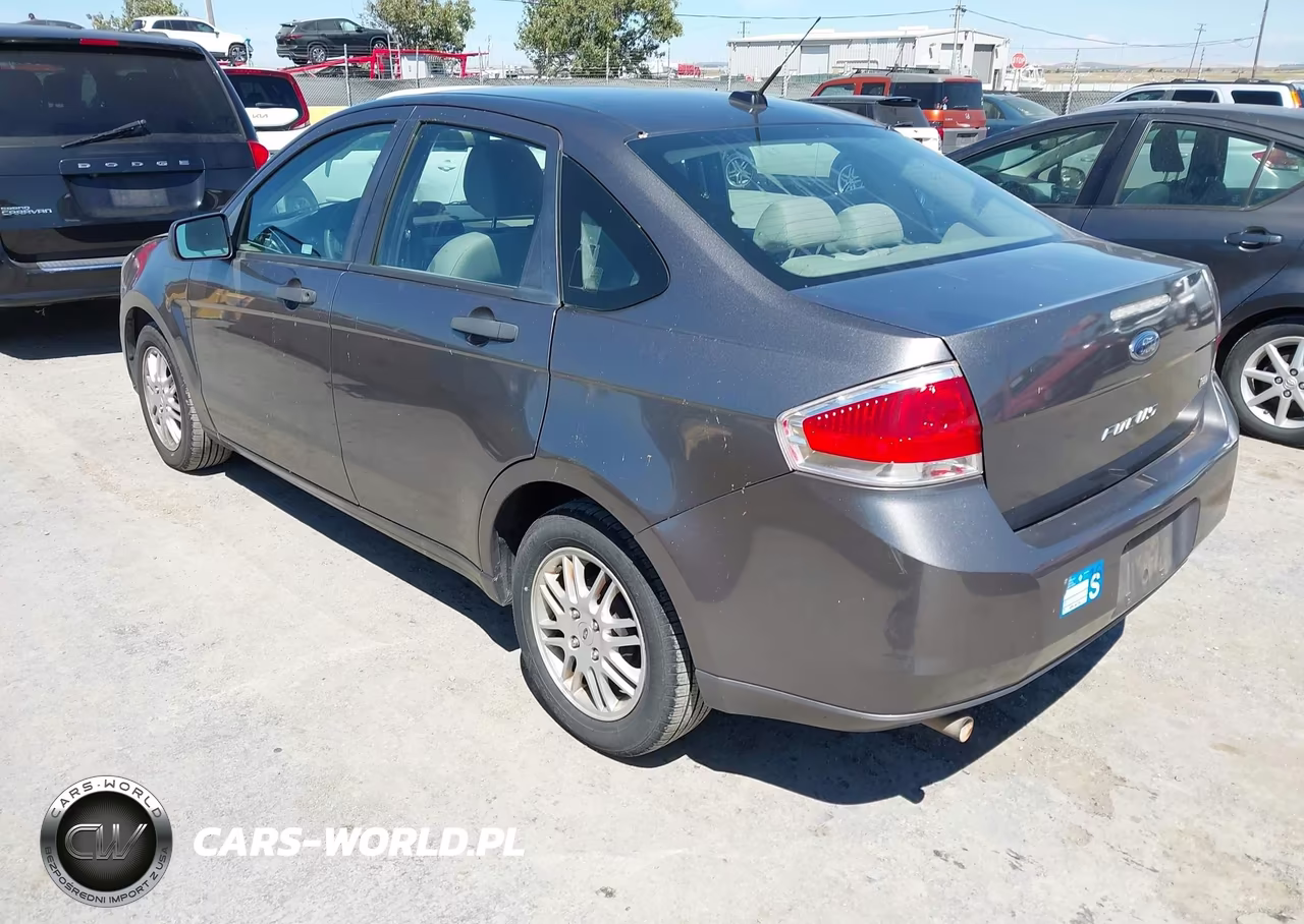2011 Ford Focus Se VIN:1FAHP3FN3BW150855 - 3