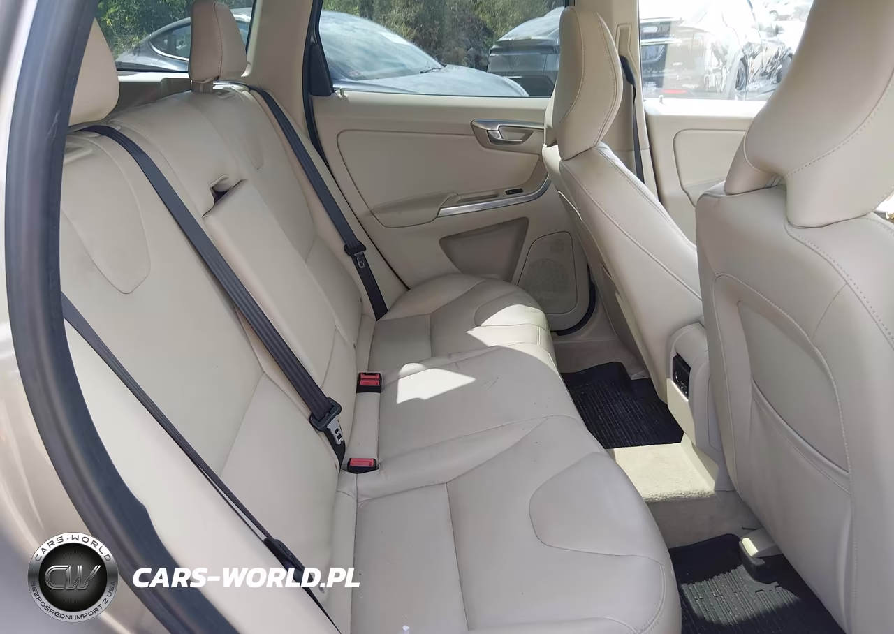 2015 Volvo Xc60 T5-T5 Premier VIN:YV4612RK3F2740434 - 8
