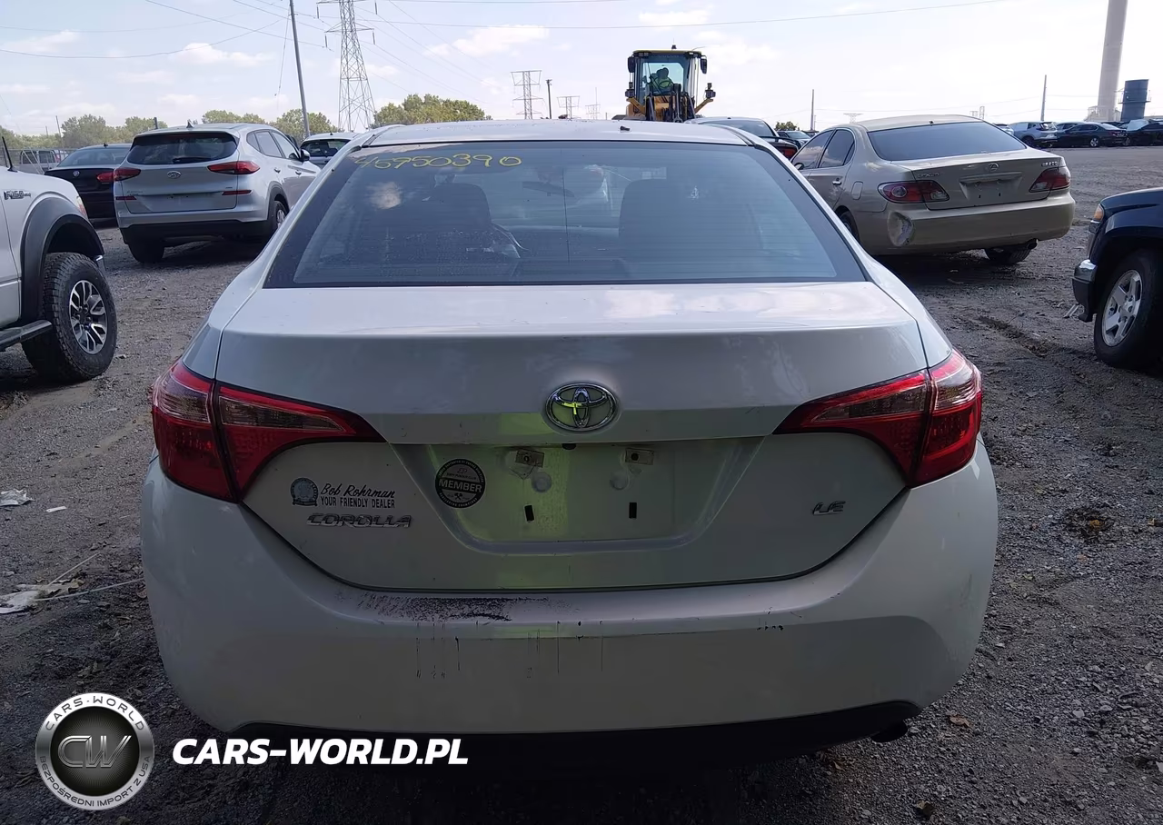 2017 Toyota Corolla Le VIN:5YFBURHEXHP717220 - 17