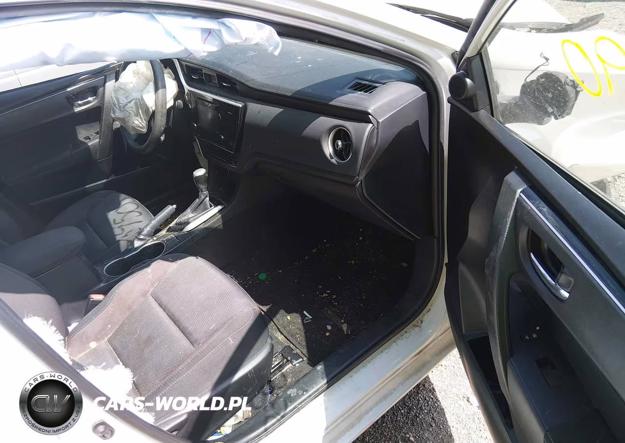 2017 Toyota Corolla Le VIN:5YFBURHEXHP717220 - 5