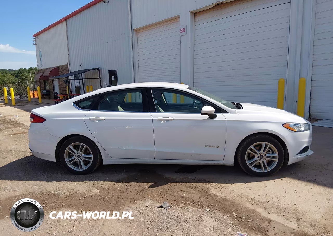 2018 Ford Fusion Hybrid S VIN:3FA6P0UU1JR122523 - 13