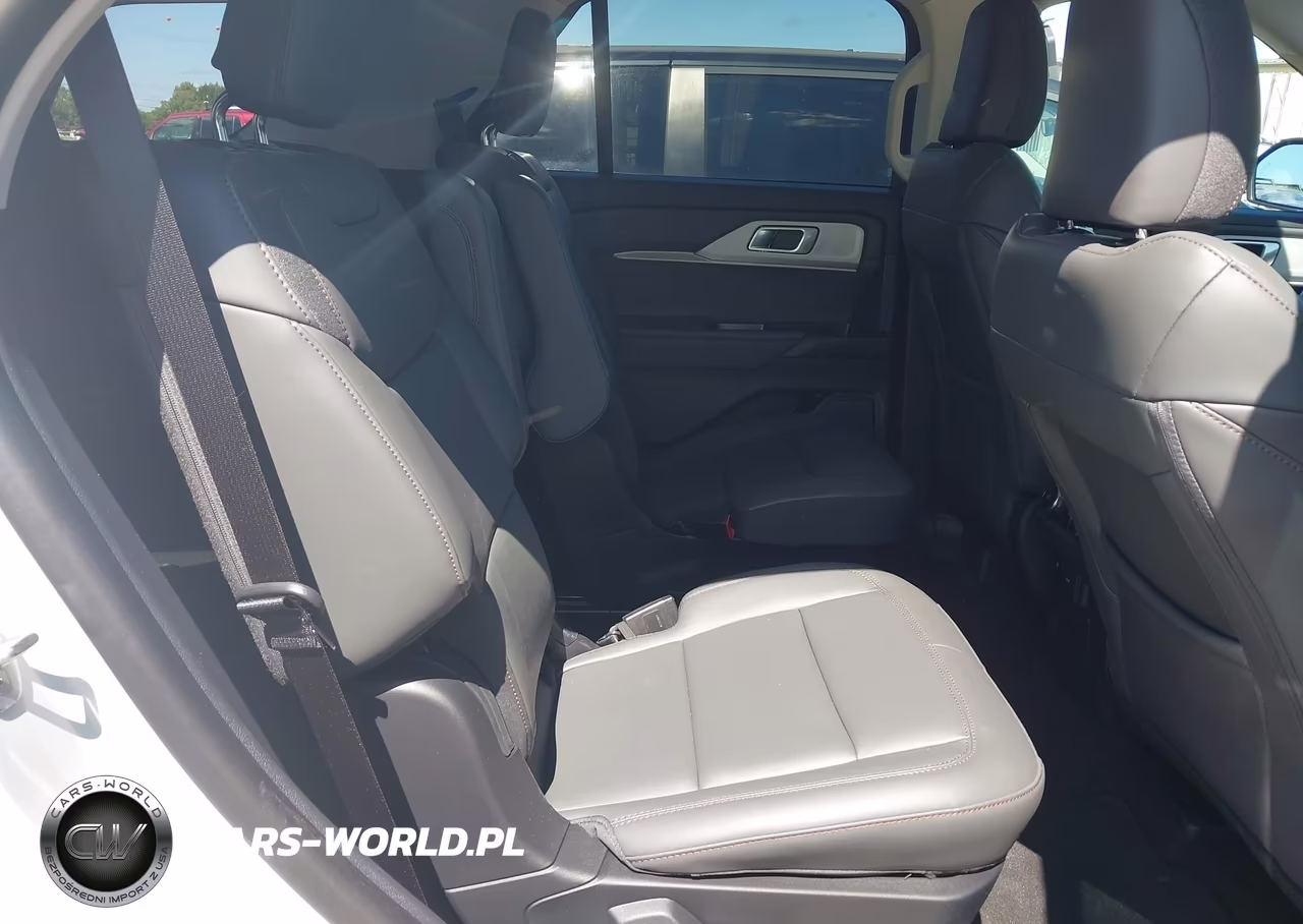 2026 Ford Explorer Active VIN:1FMUK8DH8TGB24132 - 8