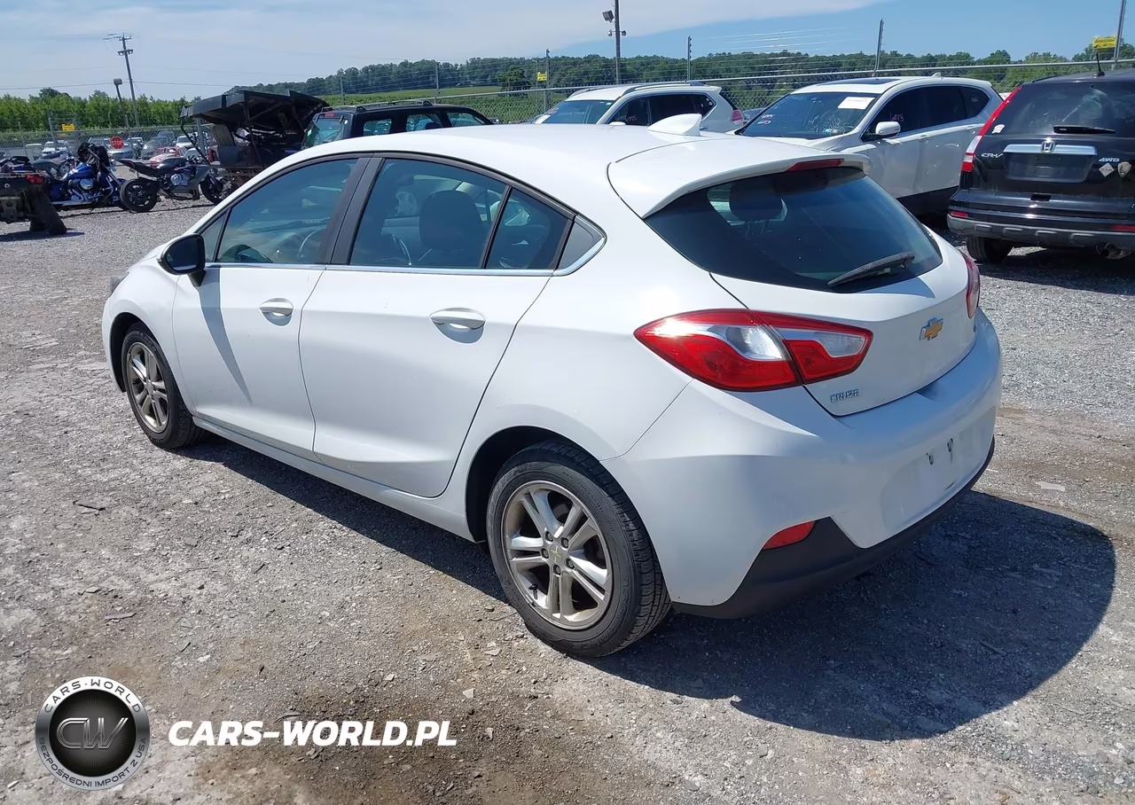 2018 Chevrolet Cruze Lt Auto VIN:3G1BE6SM5JS624926 - 3