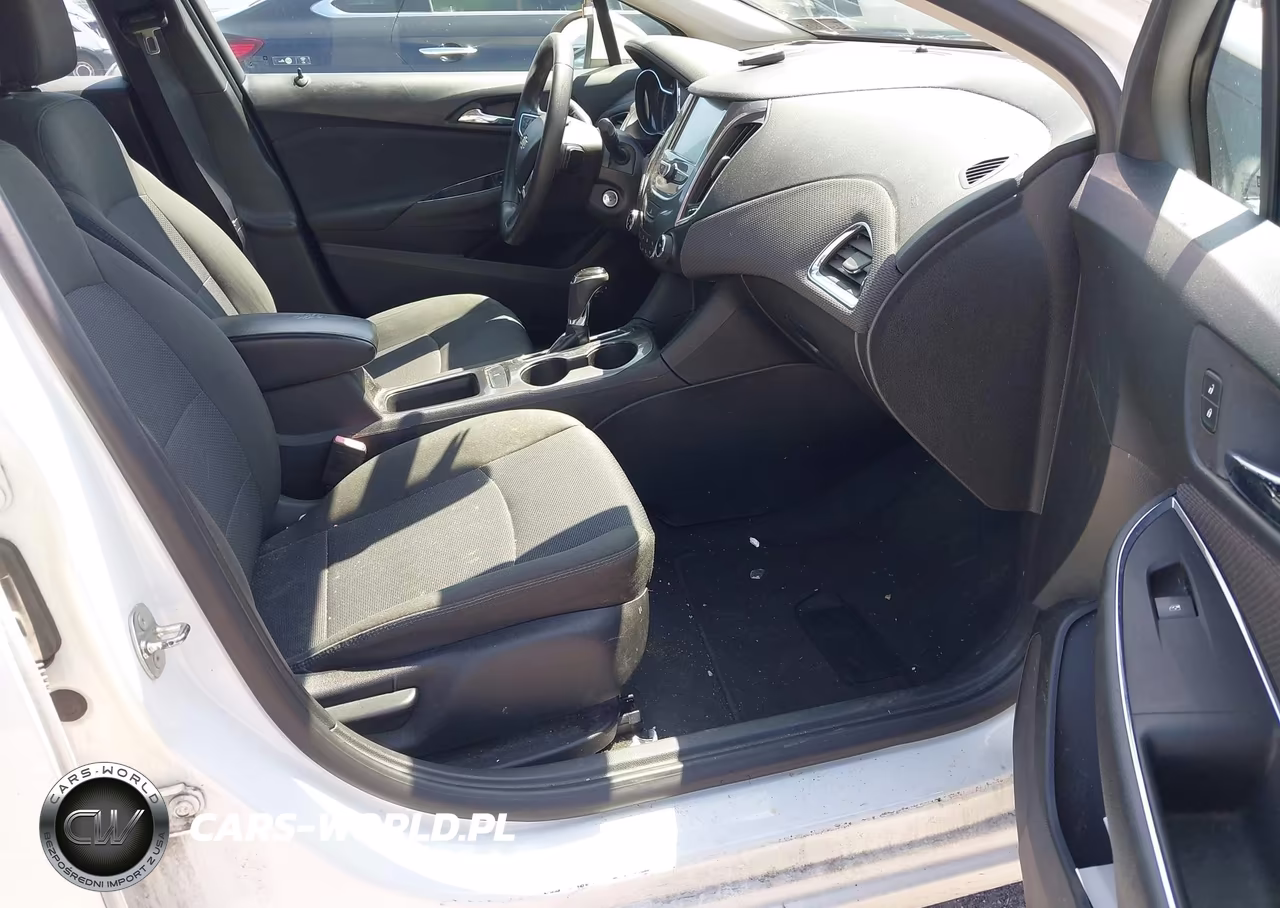 2018 Chevrolet Cruze Lt Auto VIN:3G1BE6SM5JS624926 - 5