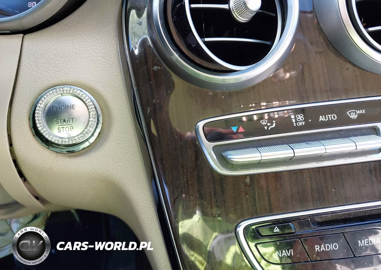 2016 Mercedes-Benz C 300 VIN:WDDWF4JB8GR141006 - 17