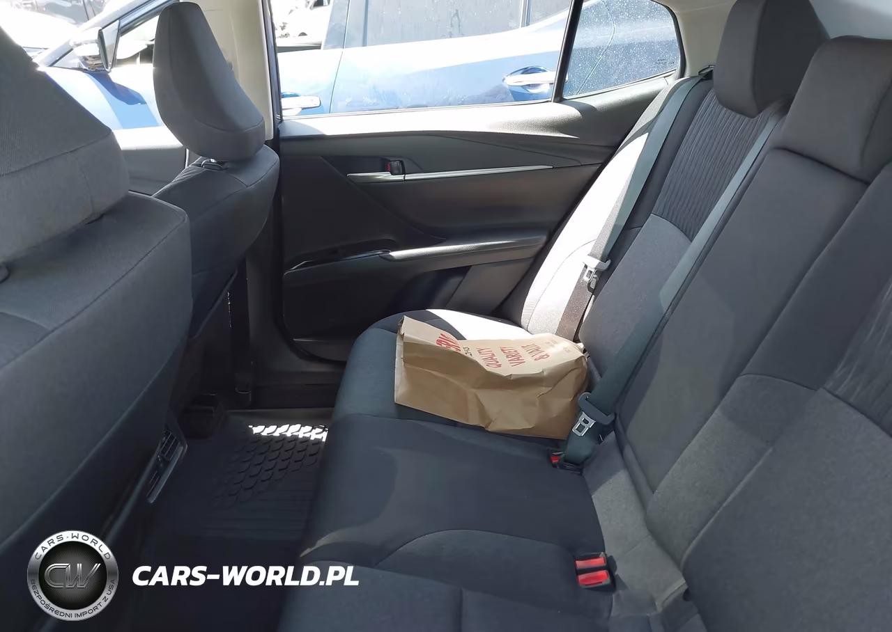 2025 Toyota Camry Le VIN:4T1DAACK1SU094690 - 18